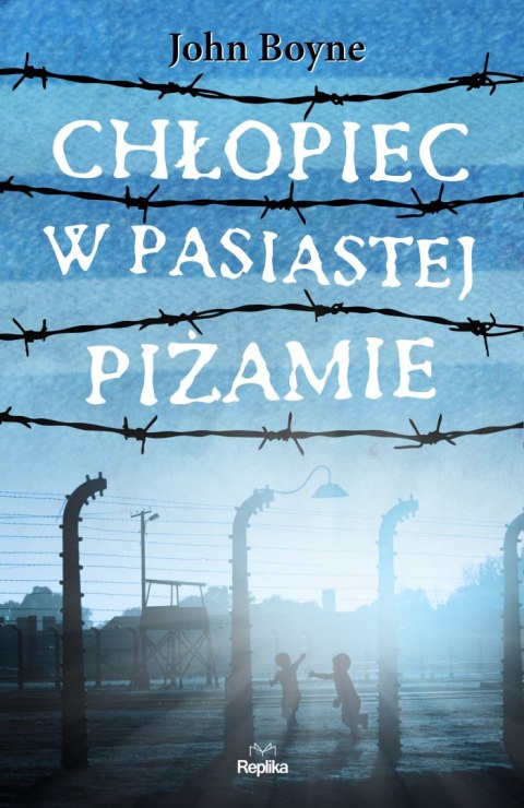 Chłopiec w pasiastej piżamie Chłopiec w pasiastej piżamie