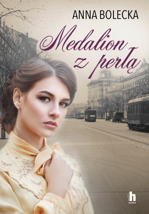 Medalion z perłą Medalion z perłą