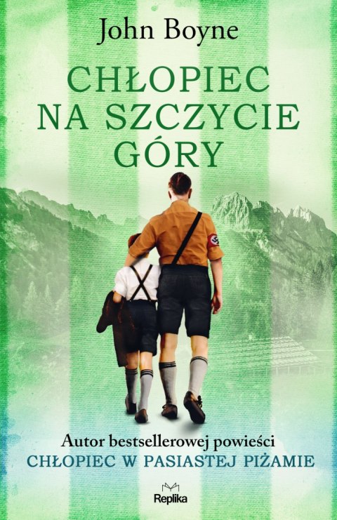 Chłopiec na szczycie góry Chłopiec na szczycie góry