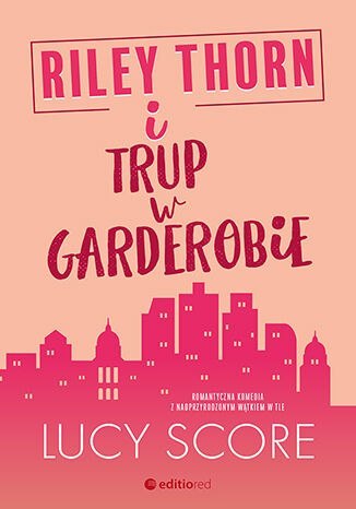 Riley Thorn i trup w garderobie Riley Thorn i trup w garderobie